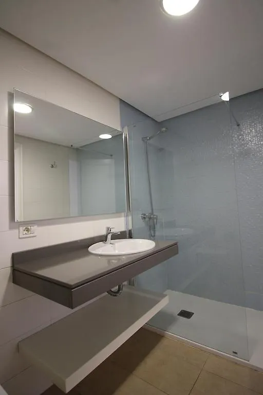 Elena II Apartment Puerto del Carmen  0*, Puerto del Carmen (Lanzarote)